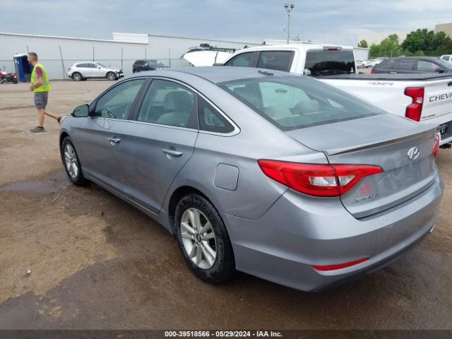 Photo 2 VIN: 5NPE24AF6FH038273 - HYUNDAI SONATA 