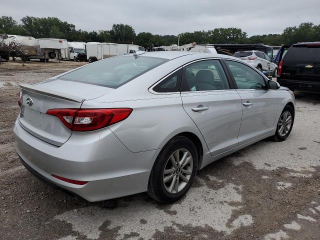 Photo 2 VIN: 5NPE24AF6FH039455 - HYUNDAI SONATA SE 