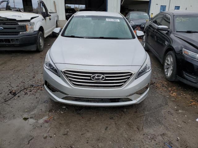 Photo 4 VIN: 5NPE24AF6FH051735 - HYUNDAI SONATA SE 