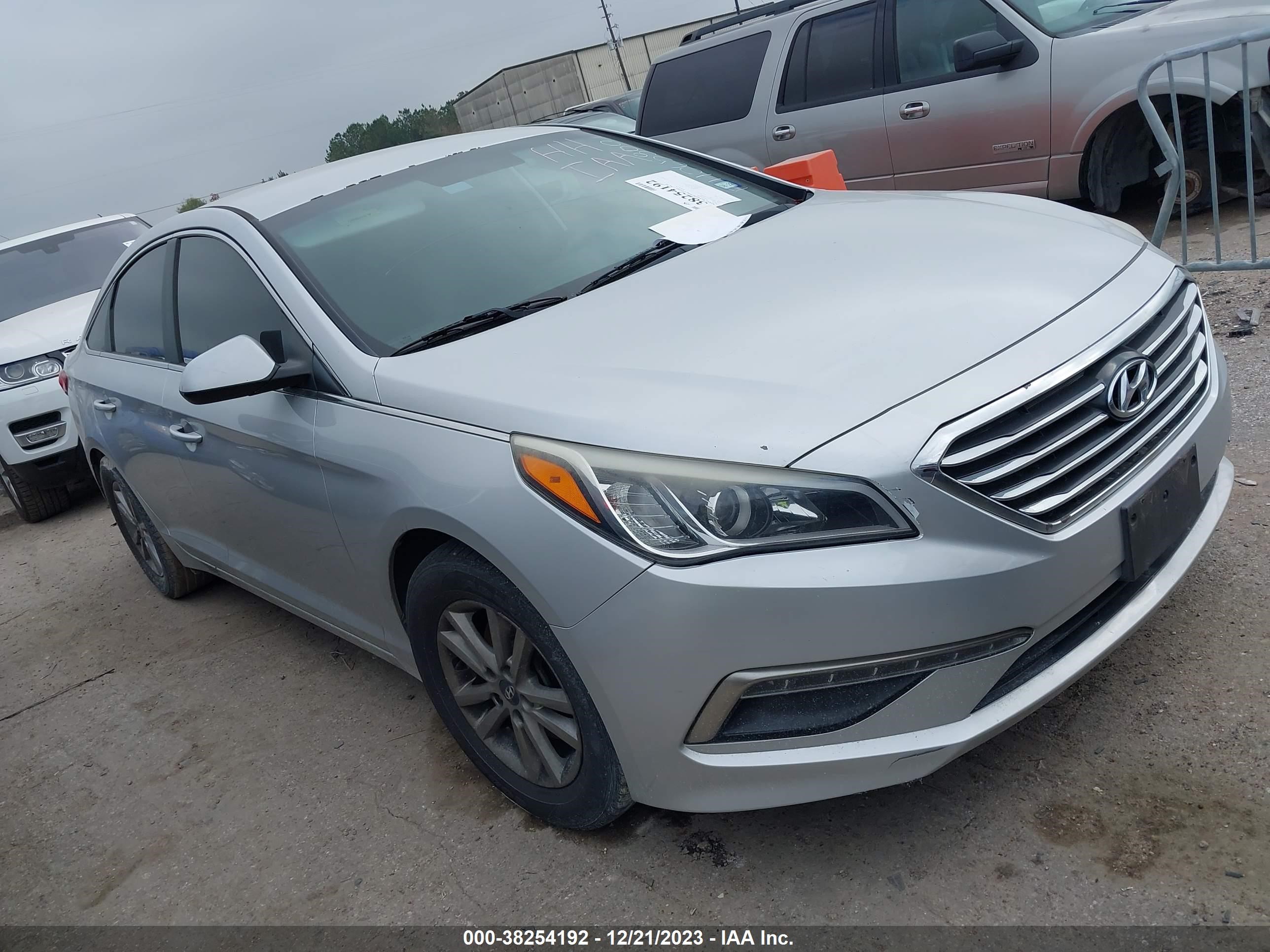 Photo 0 VIN: 5NPE24AF6FH065800 - HYUNDAI SONATA 