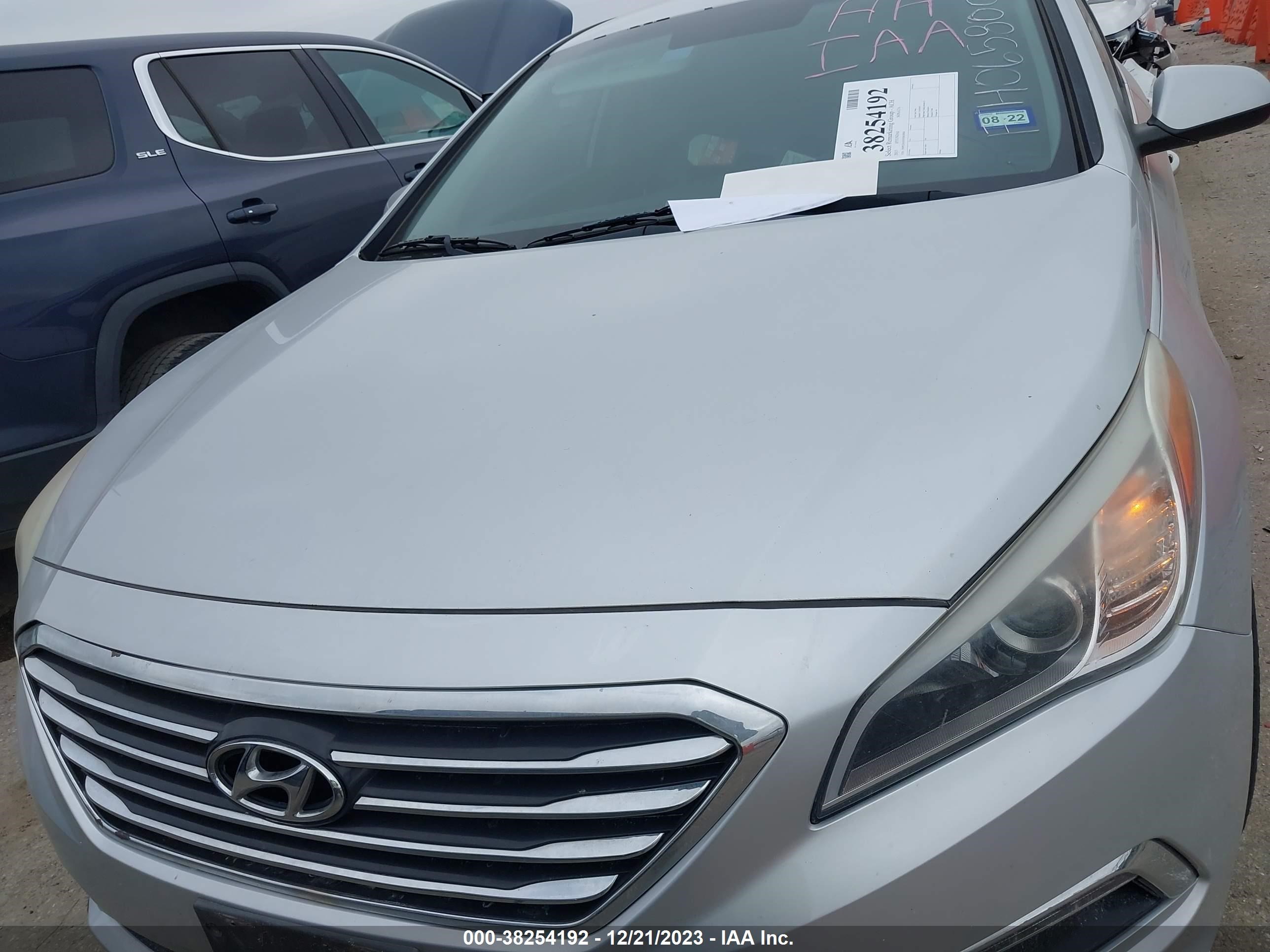 Photo 9 VIN: 5NPE24AF6FH065800 - HYUNDAI SONATA 