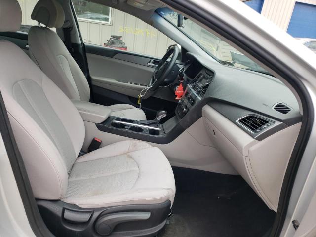 Photo 4 VIN: 5NPE24AF6FH074724 - HYUNDAI SONATA SE 