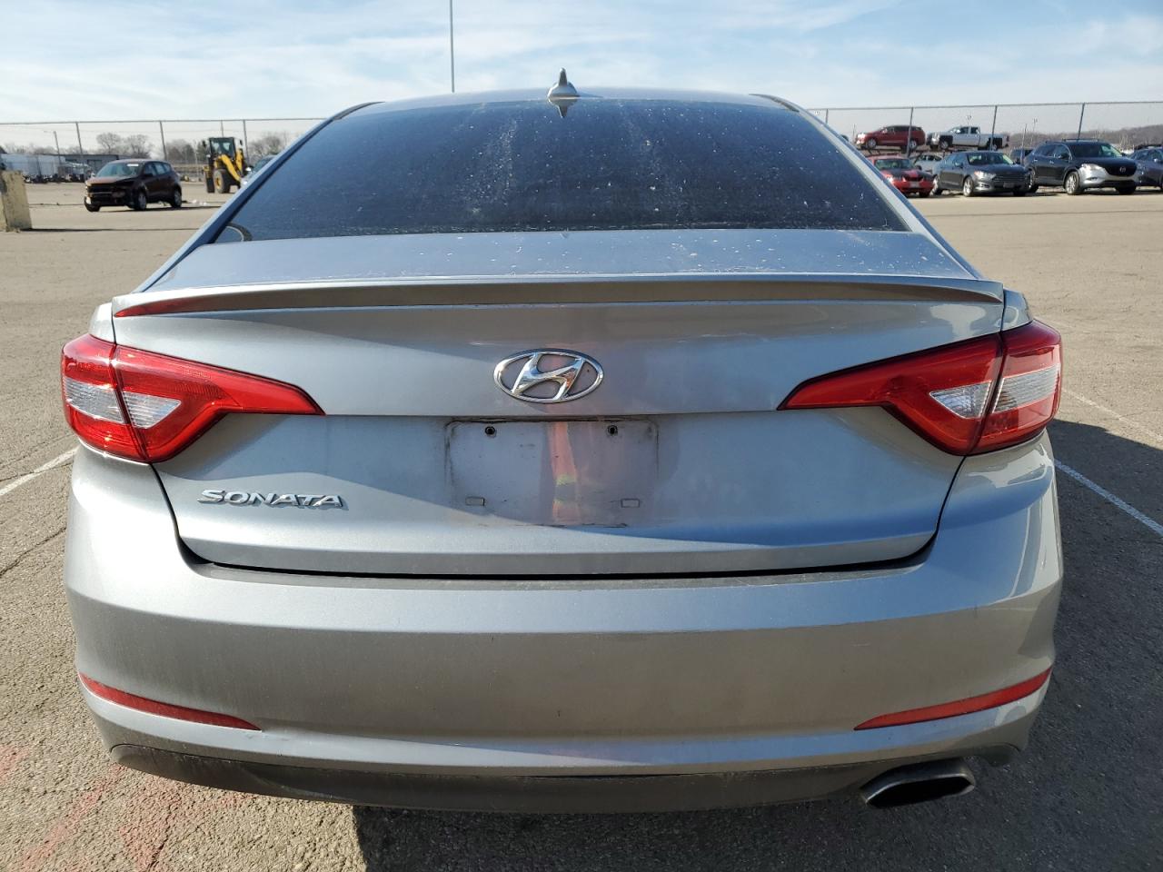 Photo 5 VIN: 5NPE24AF6FH108595 - HYUNDAI SONATA 