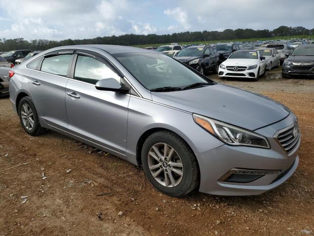 Photo 3 VIN: 5NPE24AF6FH119466 - HYUNDAI SONATA SE 