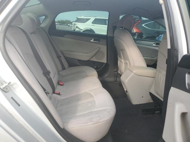 Photo 9 VIN: 5NPE24AF6FH120410 - HYUNDAI SONATA SE 