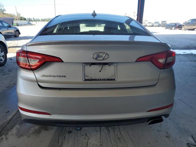 Photo 5 VIN: 5NPE24AF6FH149924 - HYUNDAI SONATA SE 