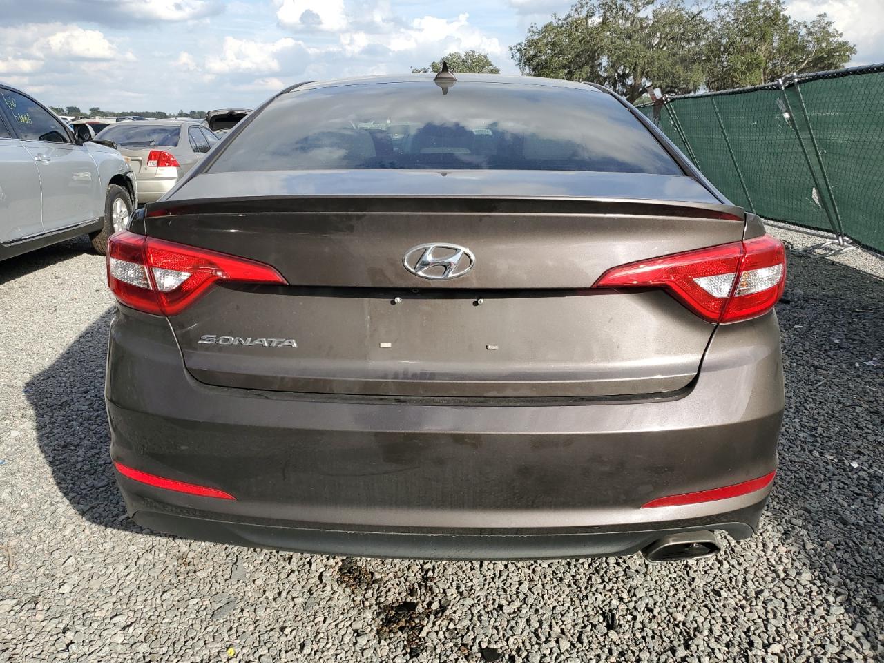 Photo 5 VIN: 5NPE24AF6FH164214 - HYUNDAI SONATA 