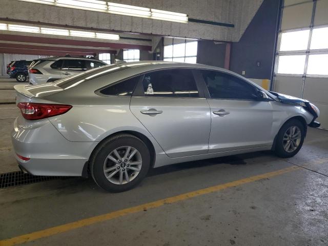 Photo 2 VIN: 5NPE24AF6FH164956 - HYUNDAI SONATA SE 