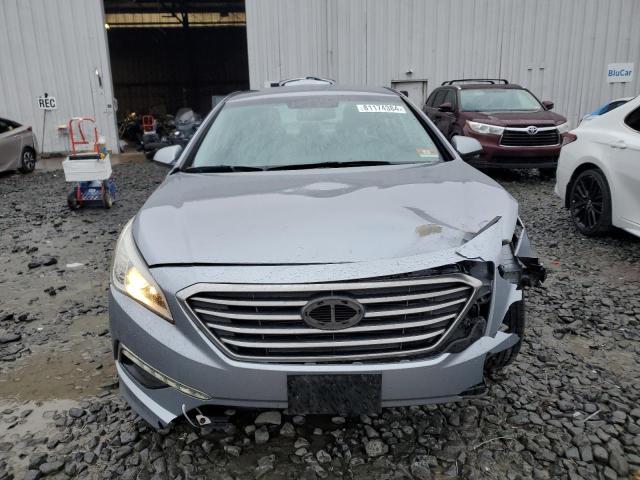 Photo 4 VIN: 5NPE24AF6FH171499 - HYUNDAI SONATA SE 