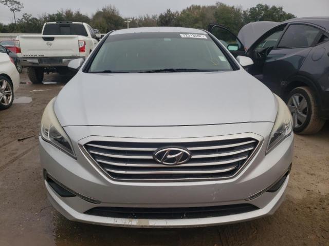 Photo 4 VIN: 5NPE24AF6FH171972 - HYUNDAI SONATA SE 