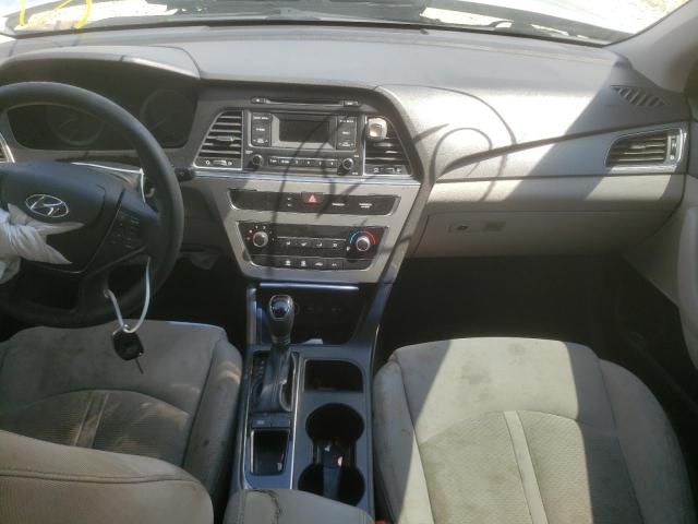 Photo 8 VIN: 5NPE24AF6FH204954 - HYUNDAI SONATA SE 