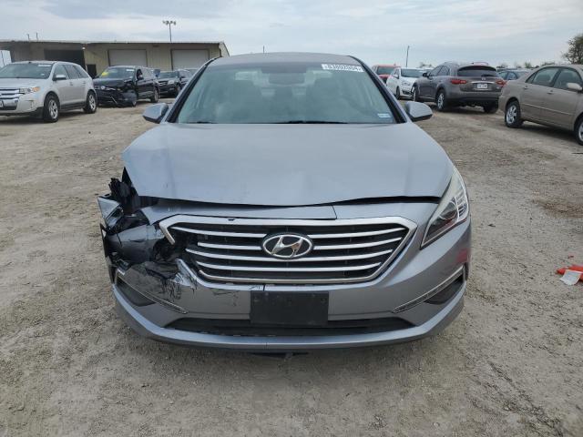 Photo 4 VIN: 5NPE24AF6FH207272 - HYUNDAI SONATA SE 