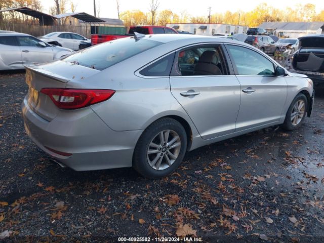 Photo 3 VIN: 5NPE24AF6FH216893 - HYUNDAI SONATA 