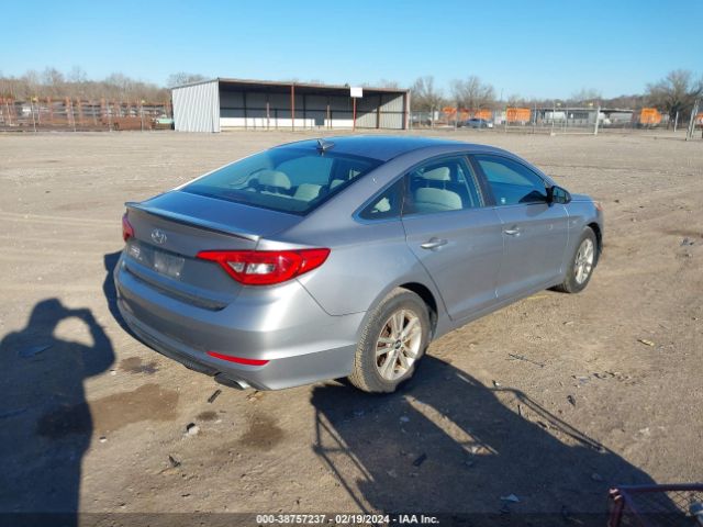 Photo 3 VIN: 5NPE24AF6FH240823 - HYUNDAI SONATA 