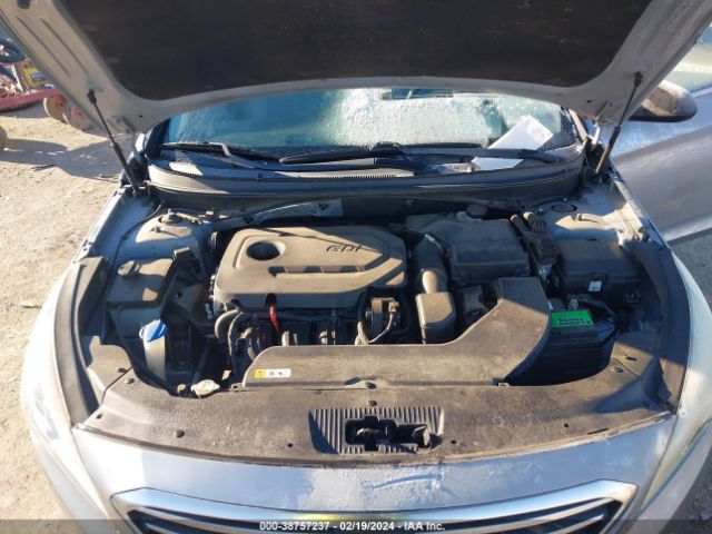 Photo 9 VIN: 5NPE24AF6FH240823 - HYUNDAI SONATA 