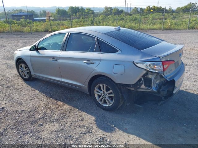 Photo 2 VIN: 5NPE24AF6FH247593 - HYUNDAI SONATA 