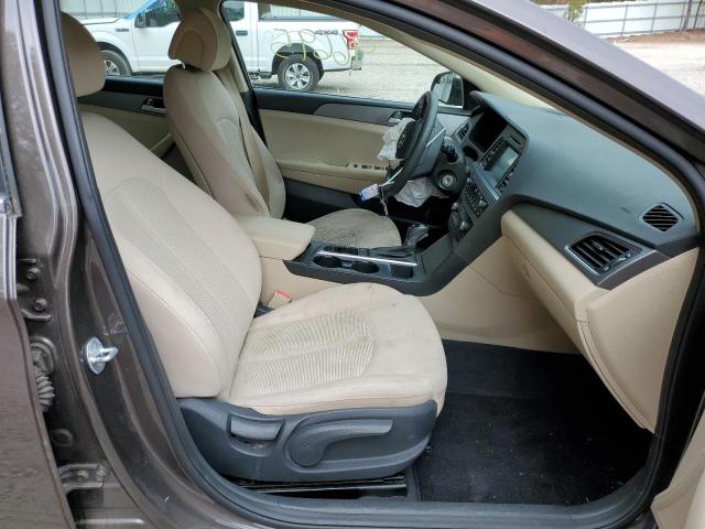 Photo 4 VIN: 5NPE24AF6GH261110 - HYUNDAI SONATA SE 