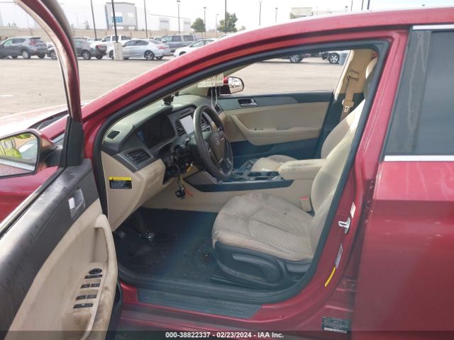 Photo 4 VIN: 5NPE24AF6GH279946 - HYUNDAI SONATA 