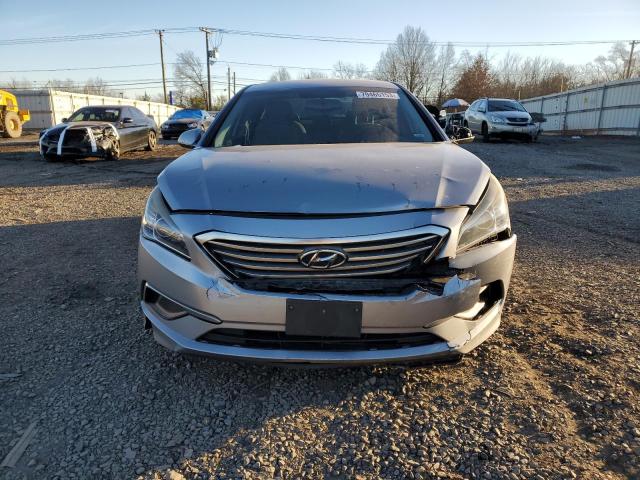 Photo 4 VIN: 5NPE24AF6GH281972 - HYUNDAI SONATA 