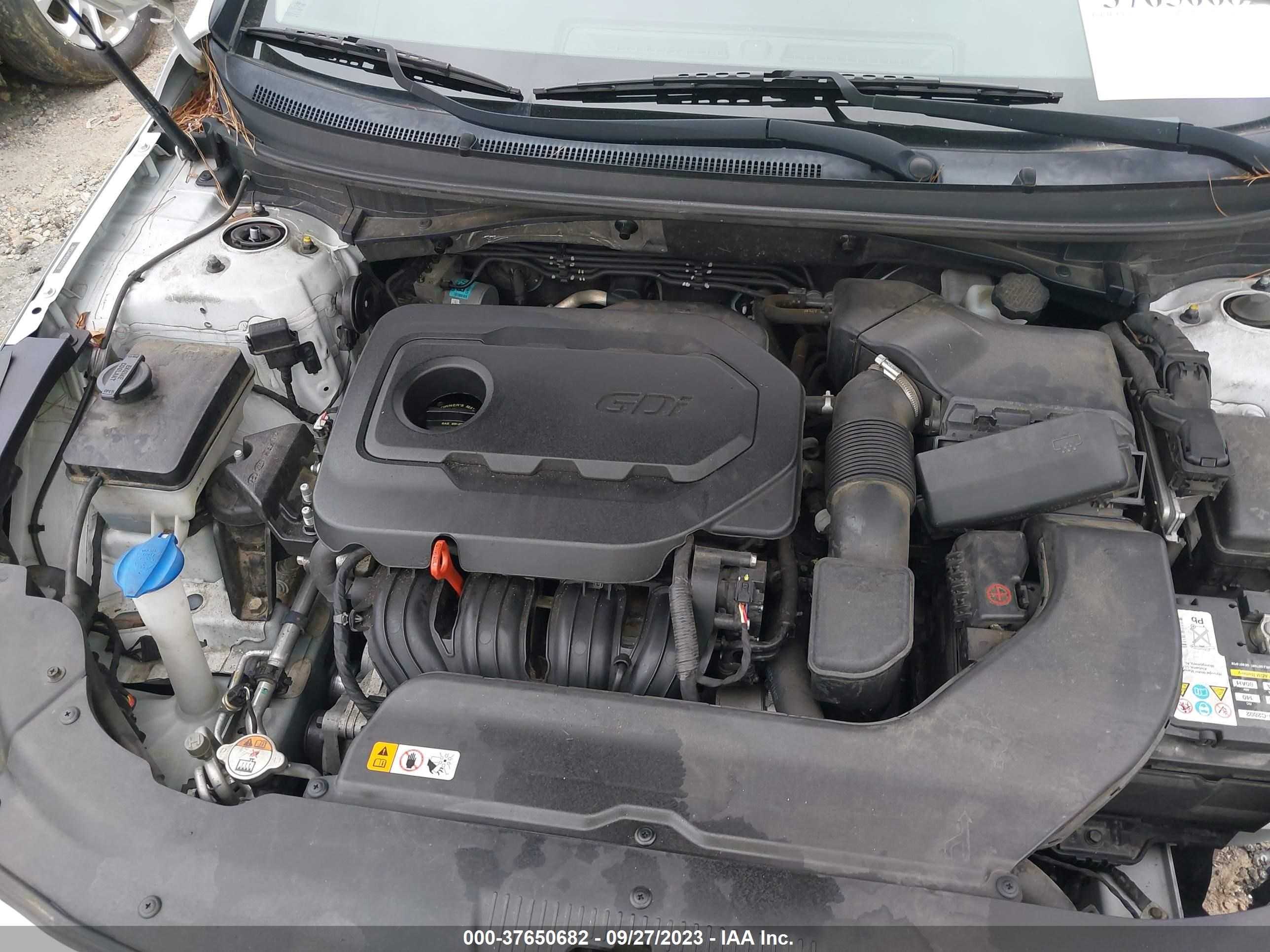 Photo 9 VIN: 5NPE24AF6GH282328 - HYUNDAI SONATA 