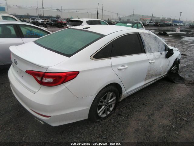 Photo 3 VIN: 5NPE24AF6GH283690 - HYUNDAI SONATA 