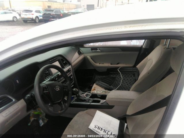 Photo 4 VIN: 5NPE24AF6GH283690 - HYUNDAI SONATA 