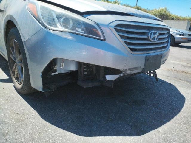 Photo 8 VIN: 5NPE24AF6GH286461 - HYUNDAI SONATA SE 