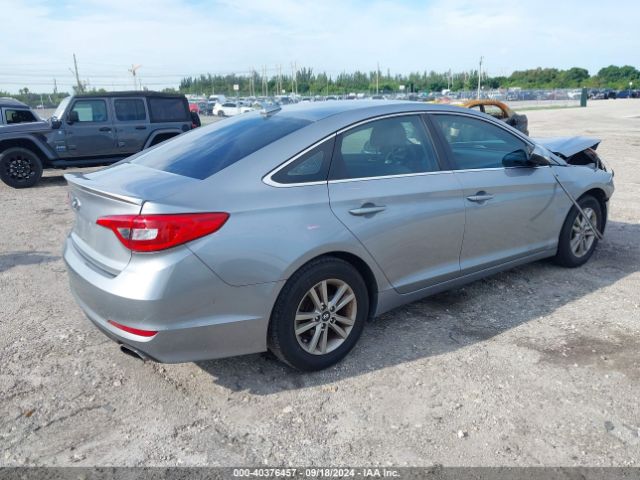 Photo 3 VIN: 5NPE24AF6GH287187 - HYUNDAI SONATA 