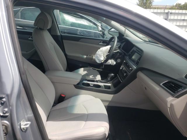 Photo 4 VIN: 5NPE24AF6GH289327 - HYUNDAI SONATA SE 