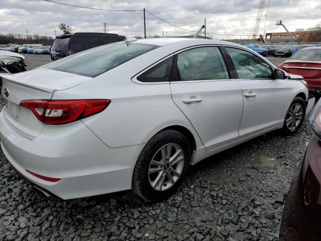 Photo 2 VIN: 5NPE24AF6GH293992 - HYUNDAI SONATA SE 