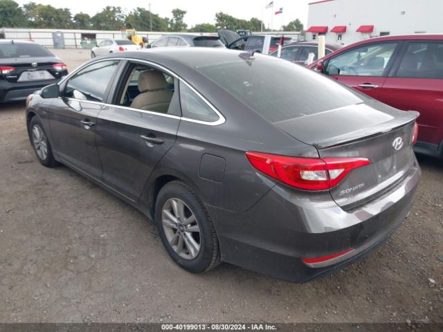 Photo 2 VIN: 5NPE24AF6GH301041 - HYUNDAI SONATA 