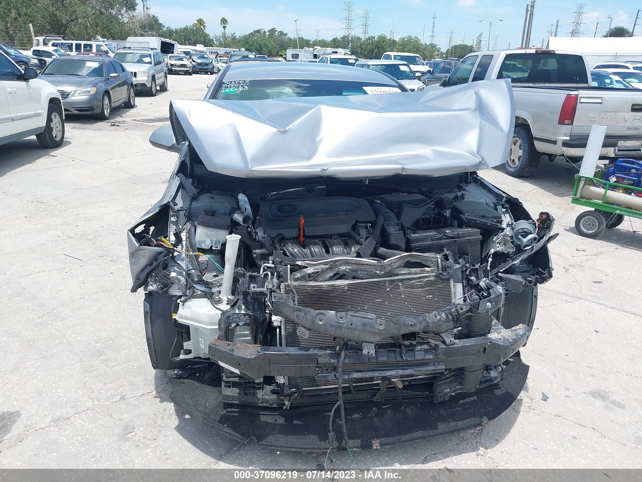 Photo 5 VIN: 5NPE24AF6GH303372 - HYUNDAI SONATA 