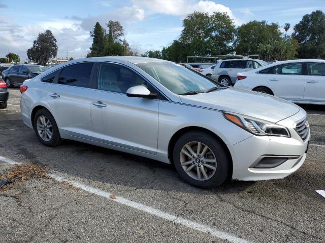 Photo 3 VIN: 5NPE24AF6GH303632 - HYUNDAI SONATA SE 