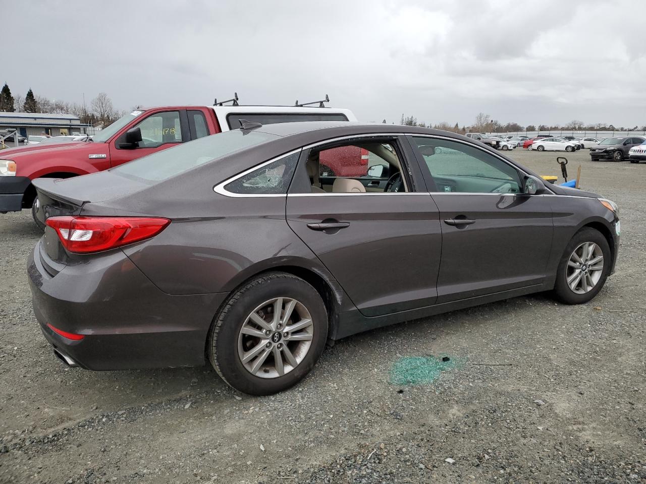 Photo 2 VIN: 5NPE24AF6GH320785 - HYUNDAI SONATA 