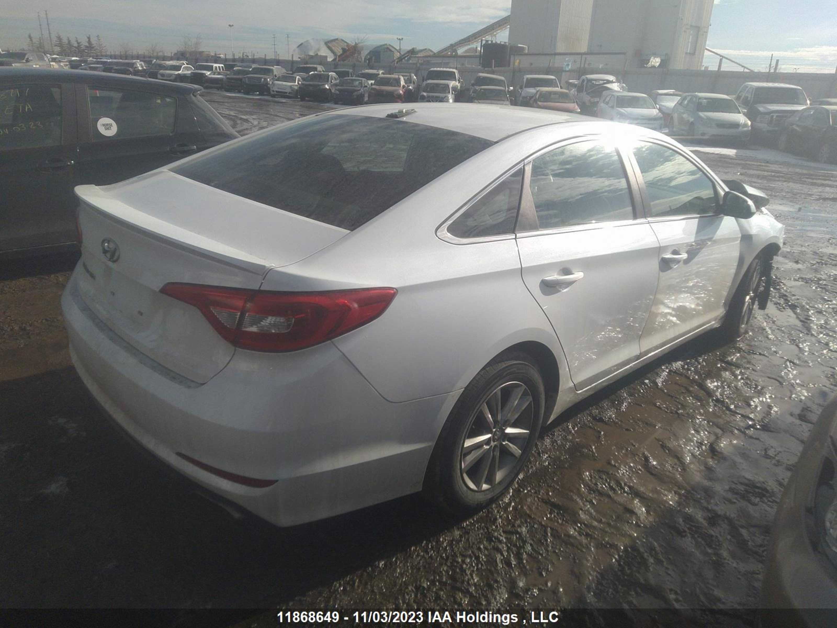 Photo 3 VIN: 5NPE24AF6GH333021 - HYUNDAI SONATA 