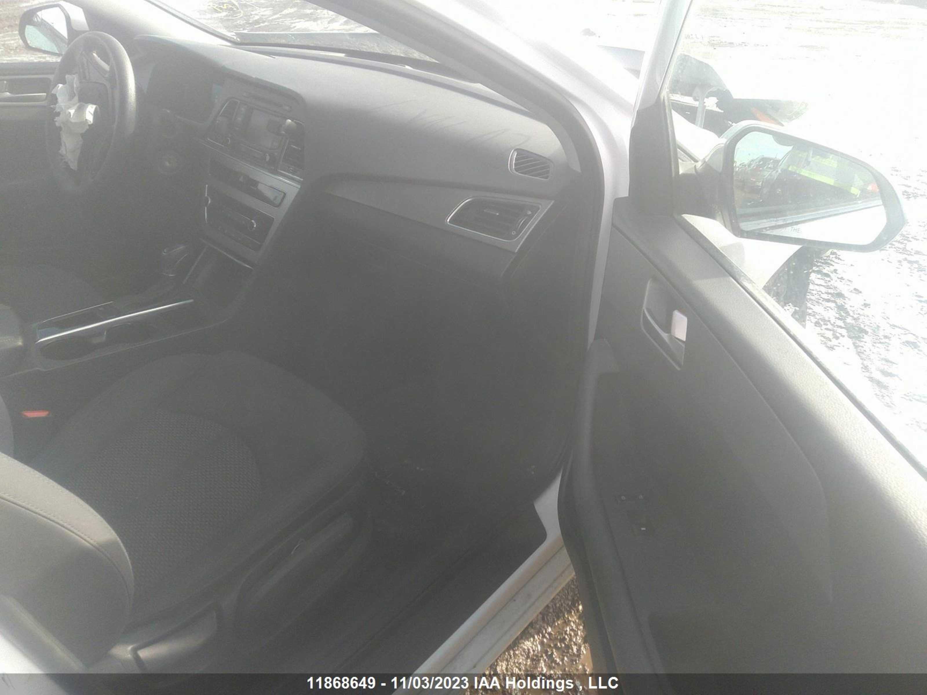 Photo 4 VIN: 5NPE24AF6GH333021 - HYUNDAI SONATA 