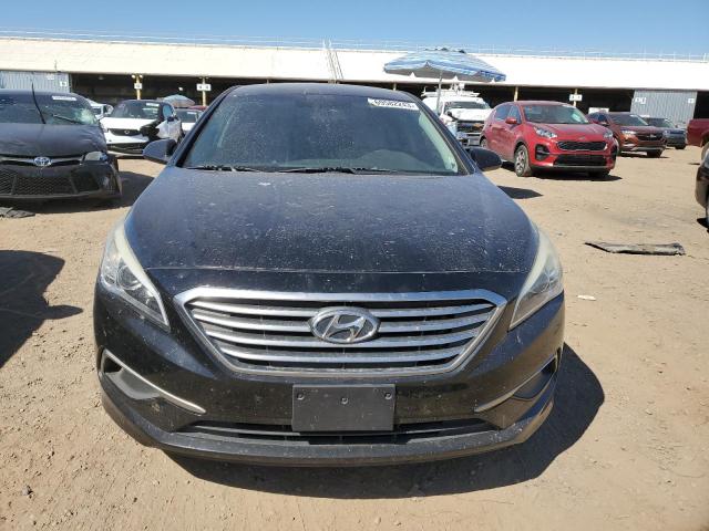 Photo 4 VIN: 5NPE24AF6GH342804 - HYUNDAI SONATA SE 