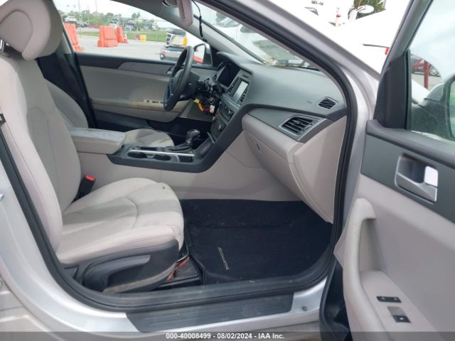 Photo 4 VIN: 5NPE24AF6GH344679 - HYUNDAI SONATA 