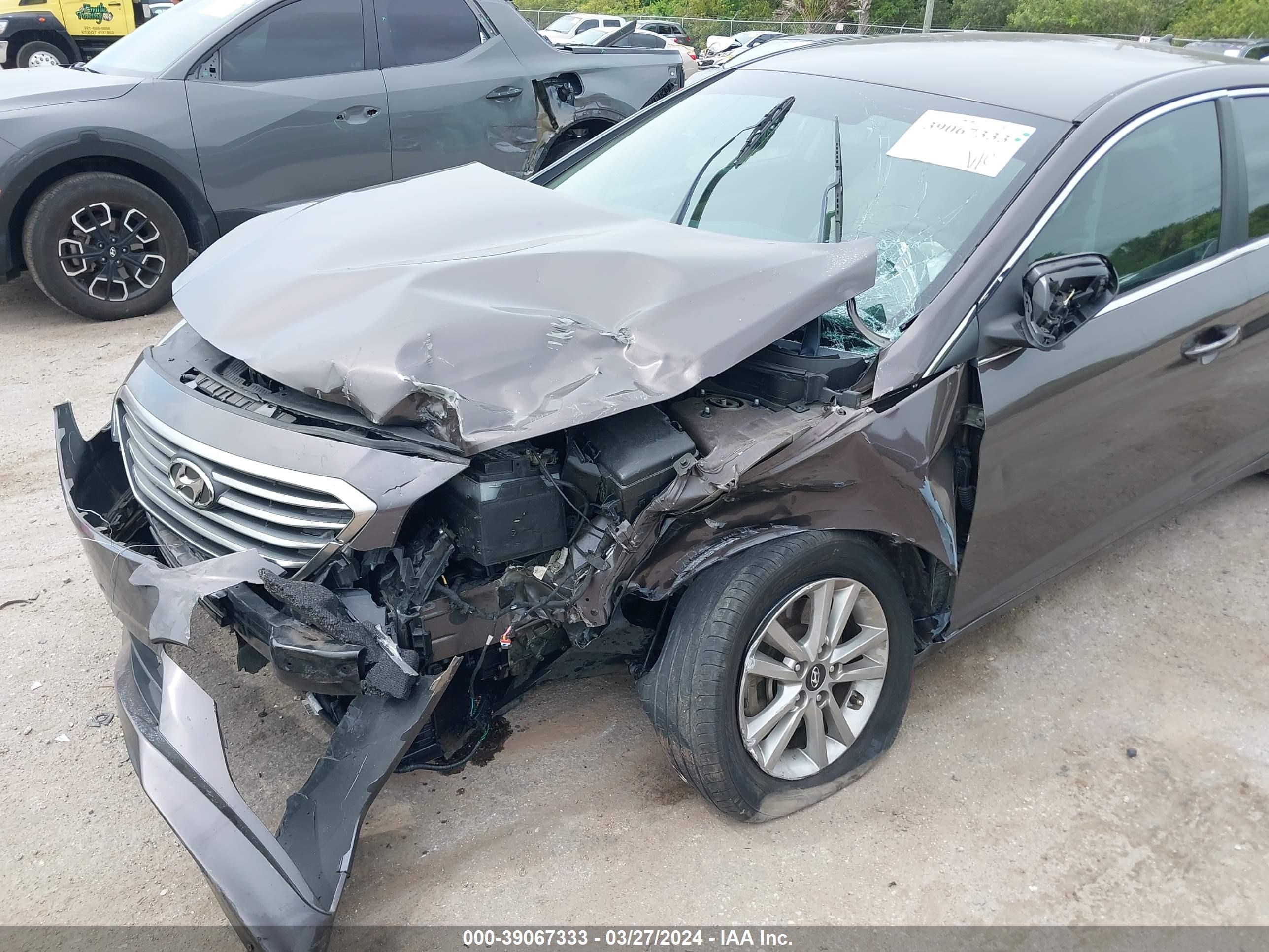 Photo 5 VIN: 5NPE24AF6GH347310 - HYUNDAI SONATA 