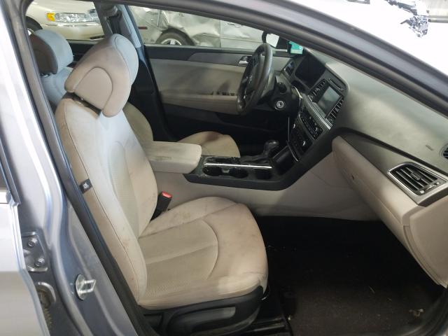 Photo 4 VIN: 5NPE24AF6GH368626 - HYUNDAI SONATA SE 