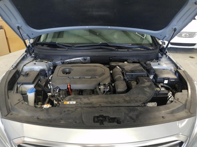 Photo 6 VIN: 5NPE24AF6GH368626 - HYUNDAI SONATA SE 