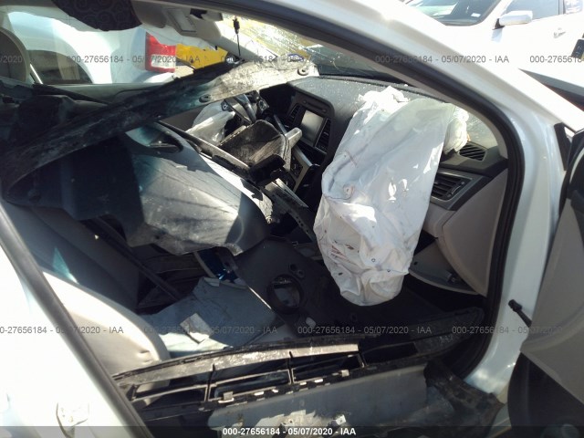 Photo 4 VIN: 5NPE24AF6GH370599 - HYUNDAI SONATA 