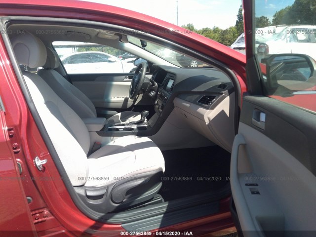 Photo 4 VIN: 5NPE24AF6GH374975 - HYUNDAI SONATA 