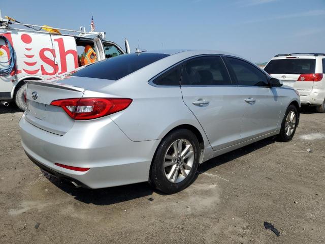 Photo 2 VIN: 5NPE24AF6GH386978 - HYUNDAI SONATA SE 