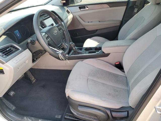 Photo 6 VIN: 5NPE24AF6GH386978 - HYUNDAI SONATA SE 