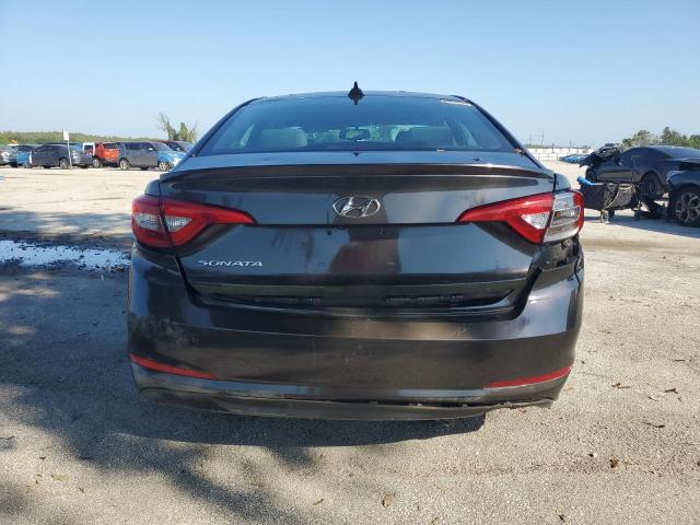 Photo 5 VIN: 5NPE24AF6GH387709 - HYUNDAI SONATA SE 