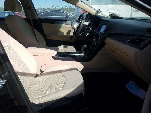 Photo 4 VIN: 5NPE24AF6GH389993 - HYUNDAI SONATA SE 