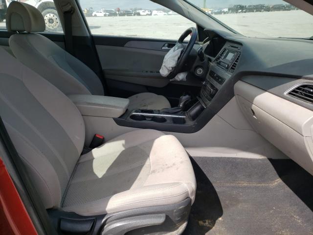 Photo 4 VIN: 5NPE24AF6GH392490 - HYUNDAI SONATA SE 