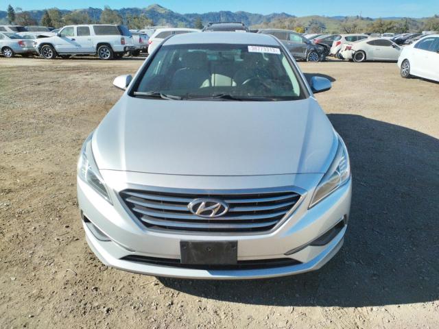 Photo 4 VIN: 5NPE24AF6GH393736 - HYUNDAI SONATA SE 