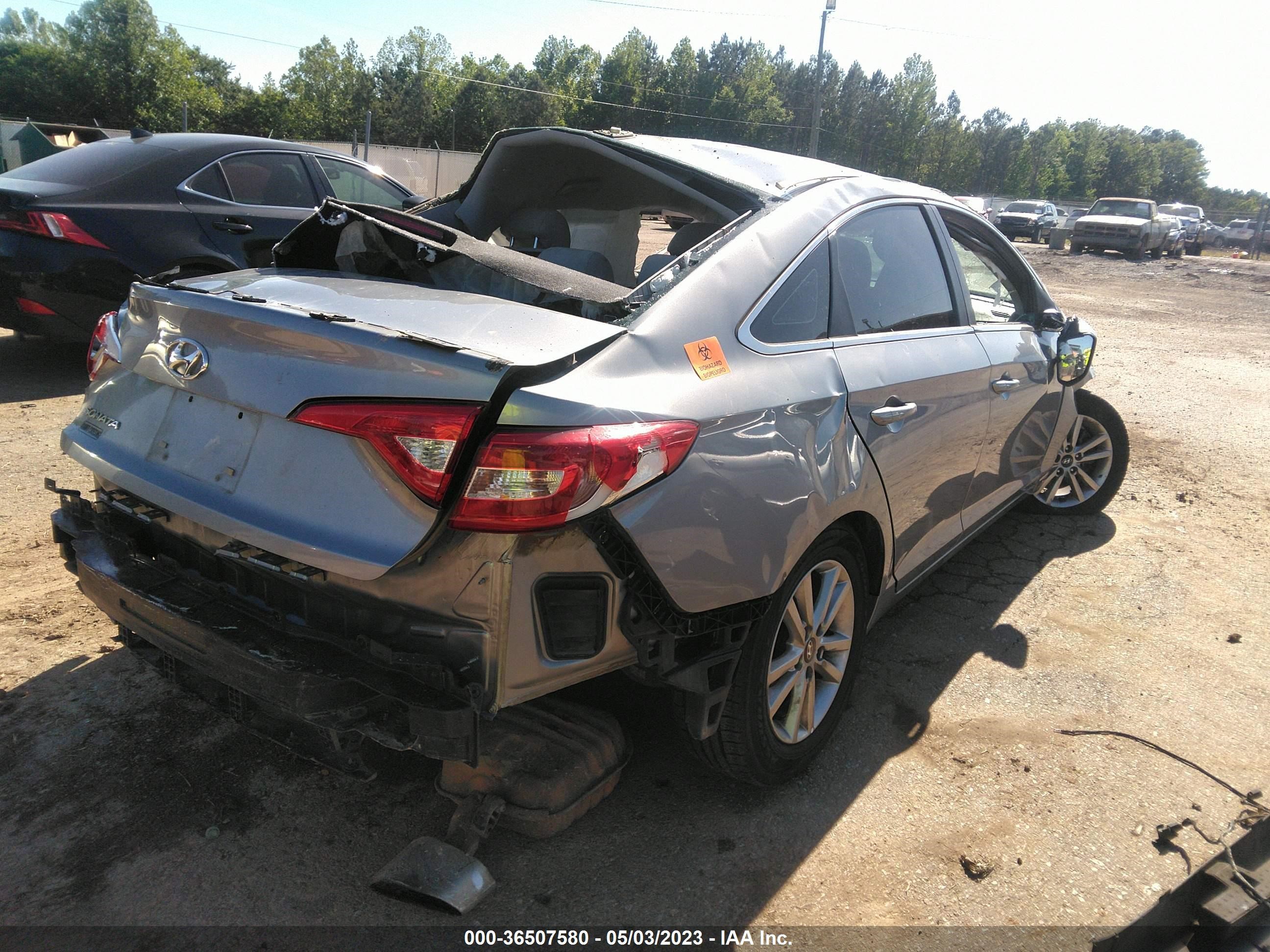 Photo 3 VIN: 5NPE24AF6GH406565 - HYUNDAI SONATA 